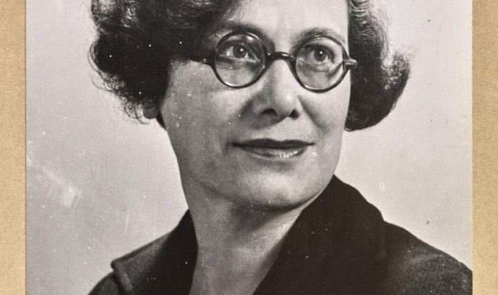 Mrs F Paton, Nottingham, Rushcliffe. July 1945. © Parliamentary Archives, PHO/9/1/59/2