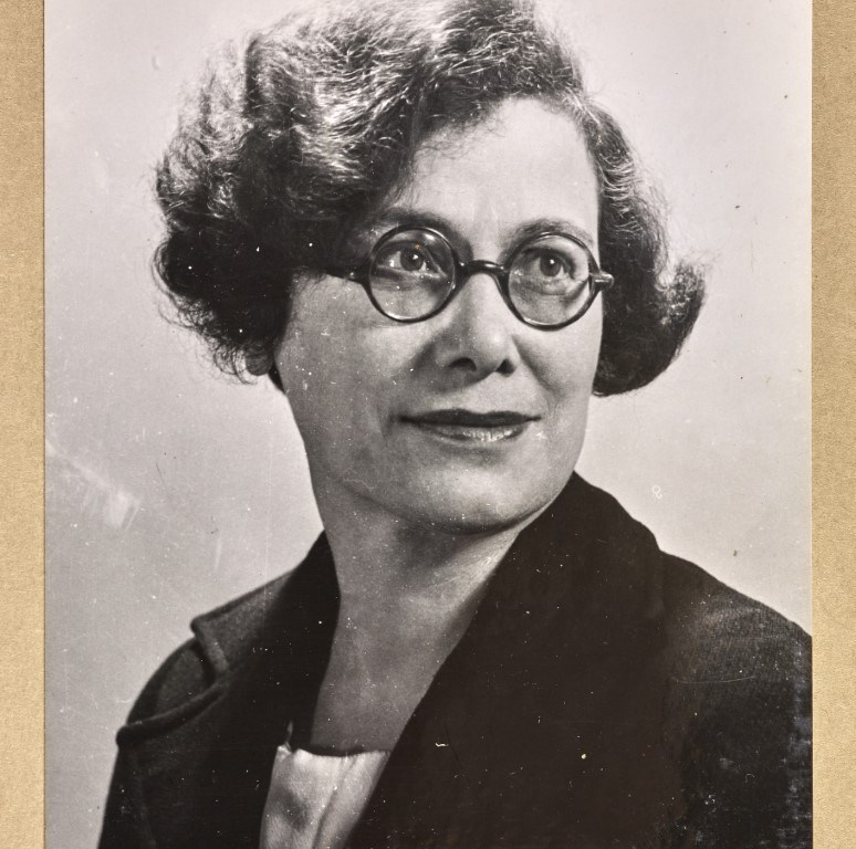 Mrs F Paton, Nottingham, Rushcliffe. July 1945. © Parliamentary Archives, PHO/9/1/59/2