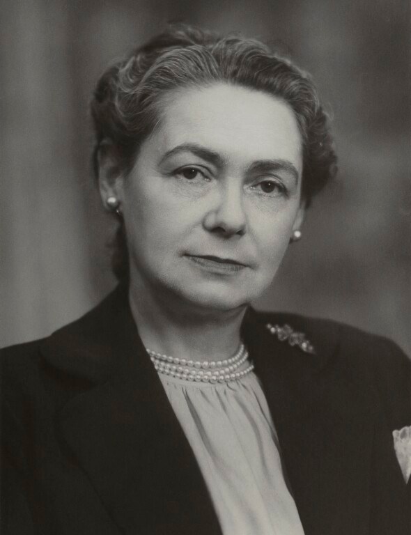 Eveline Hill, National Portrait Gallery