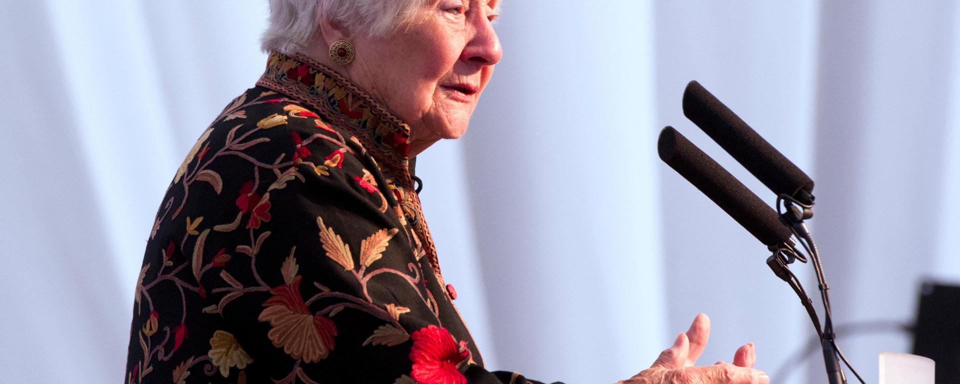 Shirley Williams talks at Oxford Arts festival 2017