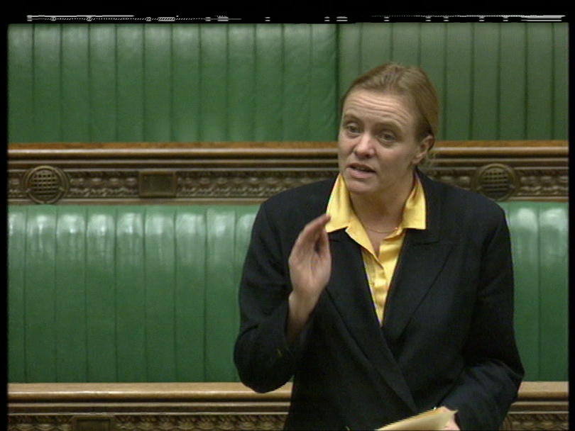 Mo Mowlam speaking in the House of Commons in 1990. Image copyright: UK Parliament